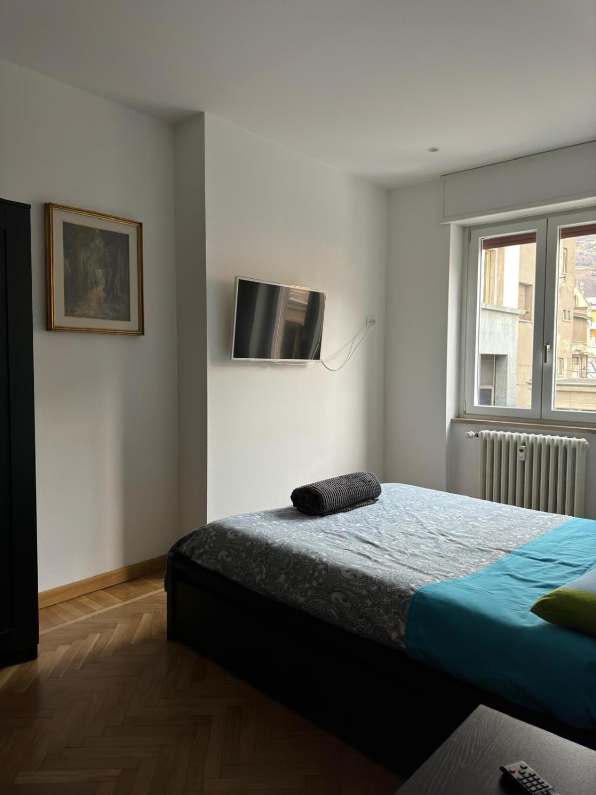The Lighthouse - Central Apartment Аоста Экстерьер фото